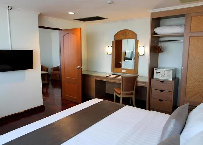 Grand Tower Rama 6