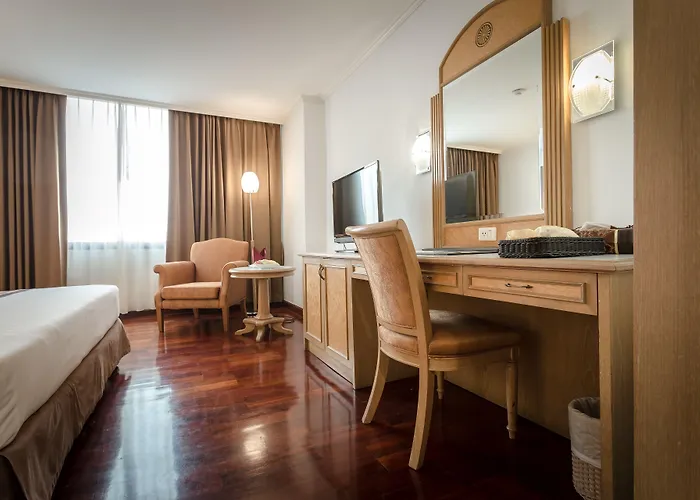 Grand Tower Rama 6