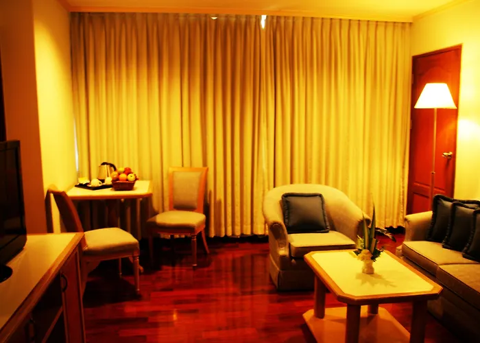 호텔 Grand Tower Rama 6 4*