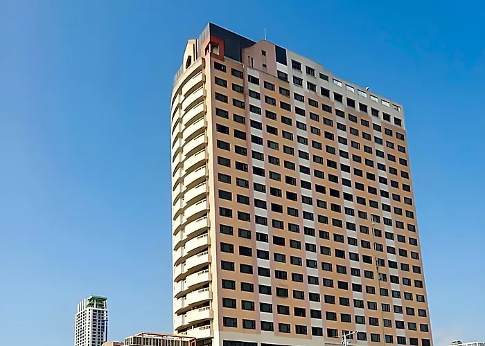 Grand Tower Rama 6 Hotel